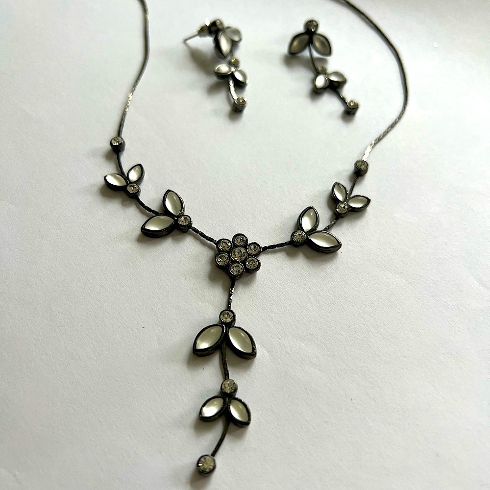 Elegant necklace, earring set, charcoal gray setting, rhinestone & silver enamel